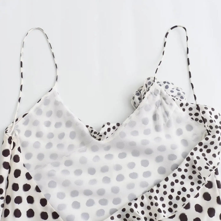 Vestido Longo Babado Estampa Bolinha branco use joá clothing